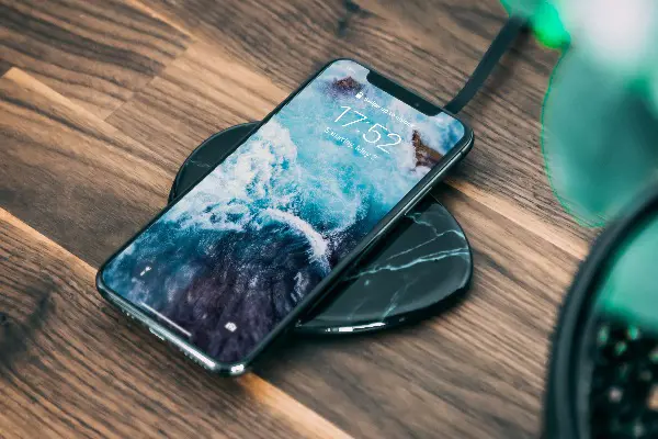 What is Wireless Charging, and How is it Implemented?